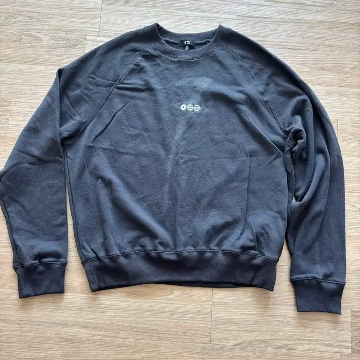 [BUNJANG] BTS Arirang Tour Sweatshirt M Size / bts 아리랑 투어 맨투맨