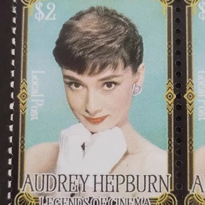 [BUNJANG] Audrey Hepburn Commemorative Stamp Set (2015, USA) / 2015년 미국 할리우드 스타 오드리햅번 기념 우표  2장Audrey Hepburn