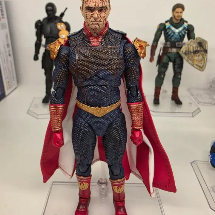 [BUNJANG] MAFEX Homelander (Blood Splatter) Action Figure / 마펙스 홈랜더 (블러드 스플래터)모든 구성품 포함이며하자없이 관절 좋습니다택포 12
