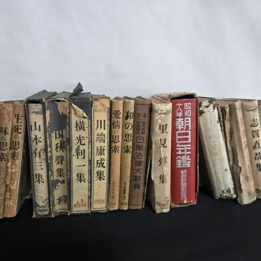 [BUNJANG] Japanese Pre-War &amp; Wartime Books Bundle (1930s-1940s) / 일제강점기 쇼와시대 일본 고서 일괄 1930~40년대 전쟁전 옛날책 문학 연감