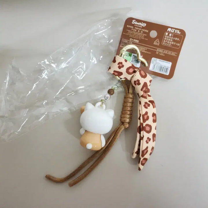 [BUNJANG] Sanrio Hello Kitty Leopard Keychain Figure New / 산리오 헬로키티 레오파드 피규어 키링 새상품