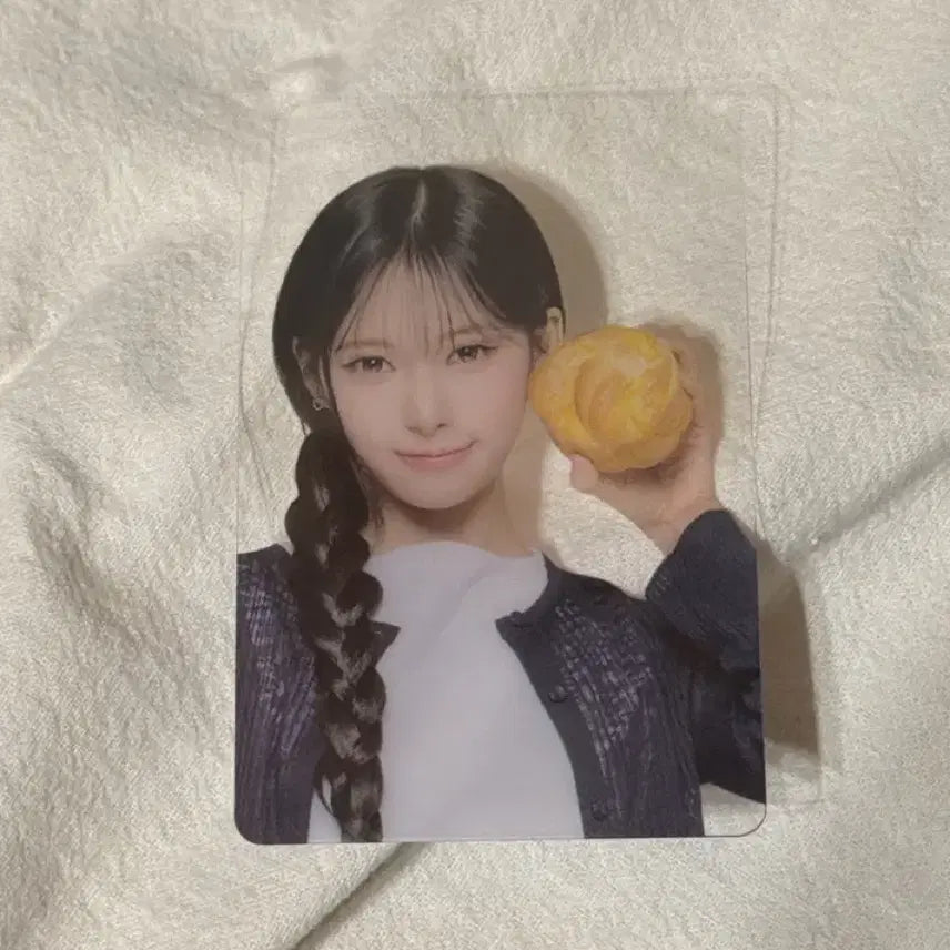 [BUNJANG] RESCENE Riye Photocard / 리센느 빵 리브 투명포카 판매