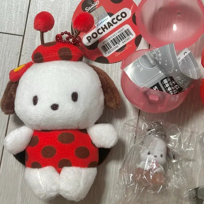 [BUNJANG] Sanrio Pochacco Ladybug Plush Keychain + Gacha Set Bundle / (일괄)산리오 포차코 무당벌레 인형 키링 + 포차코 가챠 세트