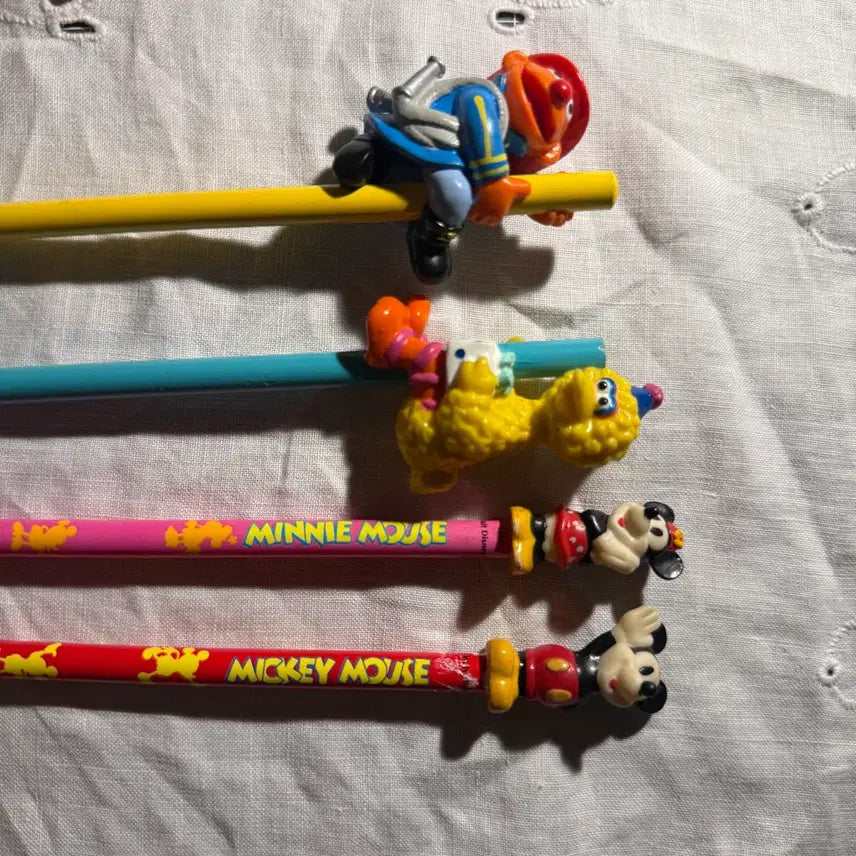 [BUNJANG] Classic Mickey Mouse &amp; Sesame Street Pencils Set / 고전 미키마우스 연필, 세서미스트리트 연필