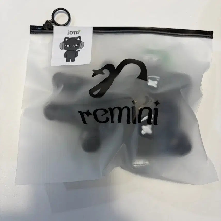 [BUNJANG] Ressene Wonny Jota Doll Keychain (Sealed) / 미개봉 리센느 원이 조타 인형 키링