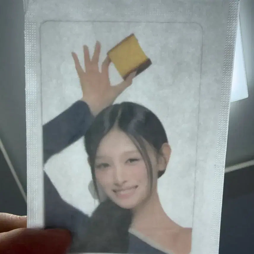 [BUNJANG] LIMELIGHT Minami Sealed Photocard / 미개봉 리센느빵 포카 미나미