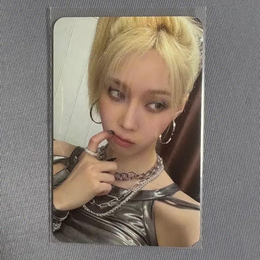 [BUNJANG] Aespa Armageddon Withmu Winter Photocard / 에스파 아마겟돈 위드뮤 윈터