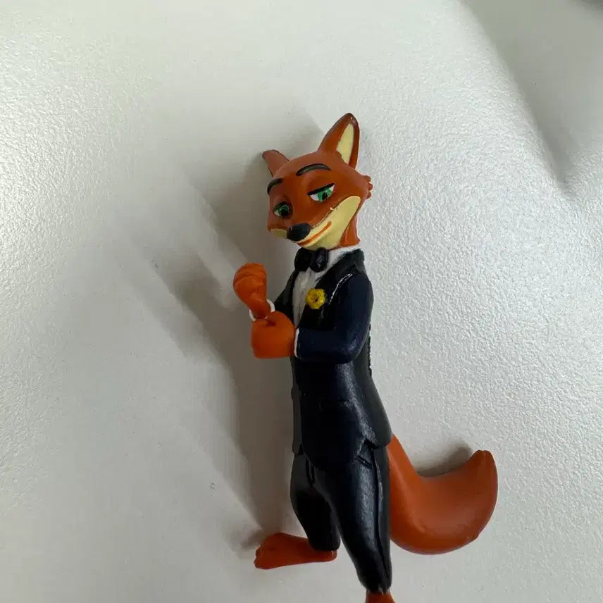 [BUNJANG] Zootopia Nick Wilde Figure (Sealed) / 미개봉) 주토피아 닉 피규어