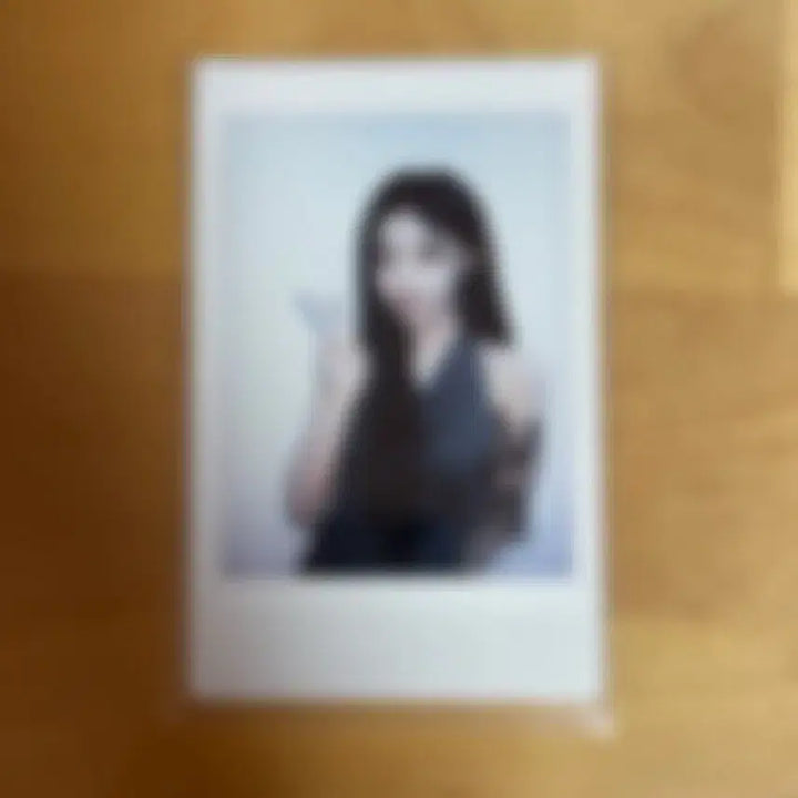 [BUNJANG] TripleS DaHyun Autographed Polaroid / 트리플에스 서다현 싸인 폴라로이드 양도