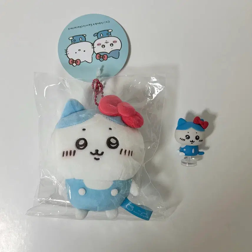 [BUNJANG] Sanrio Chiikawa Collaboration Hachiware Kitty Mascot / 산리오 치이카와 콜라보 하치와레 키티 마스코트