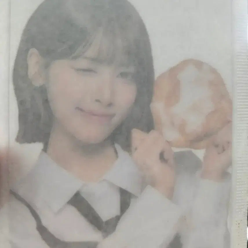 [BUNJANG] RESCENE MEI Photocard (CU Bread Version) / 리센느 cu 빵 메이 포카