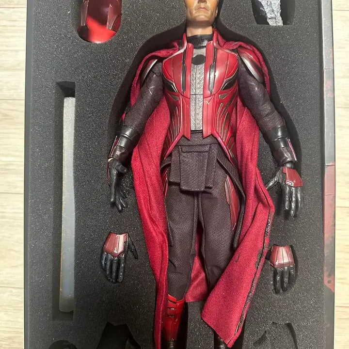 [BUNJANG] Hot Toys Magneto 2.0 Figure / 엑스맨 매그니토 2.0 핫토이x
