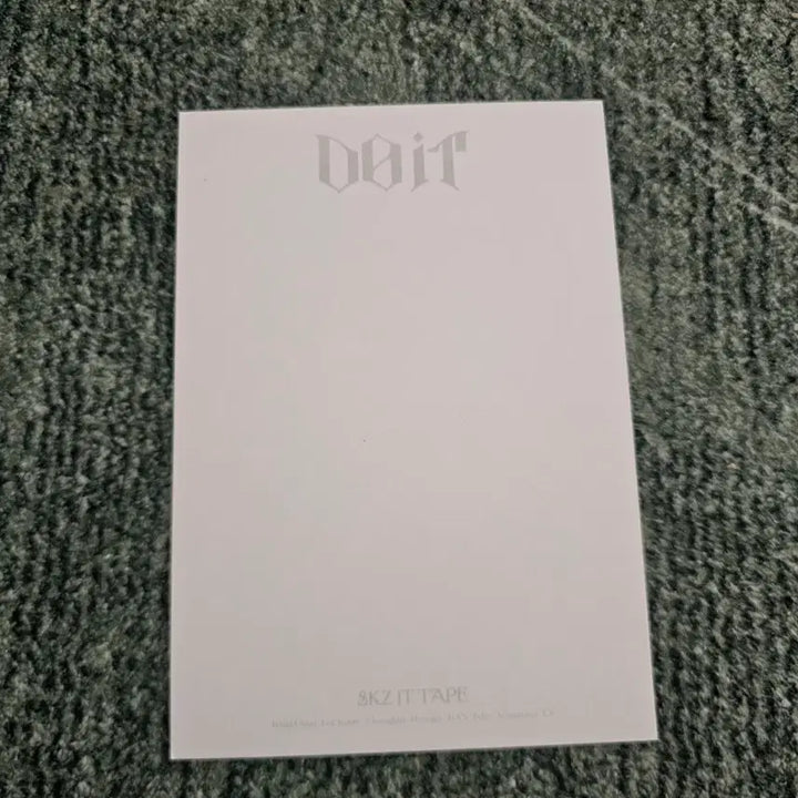 [BUNJANG] Stray Kids Changbin Signed US POB Photocard DOO IT / 스키즈 창빈 싸인 미국 특전 포스트카드 두잇