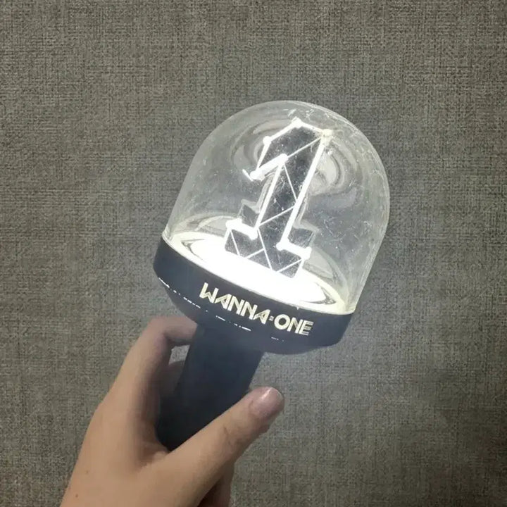 [BUNJANG] Wanna One Official Light Stick / 워너원 응원봉 판매
