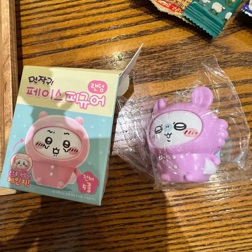 [BUNJANG] Chikawa Momonga Face Change Figure / 먼작귀 페이스 체인지 치이카와 모몽가