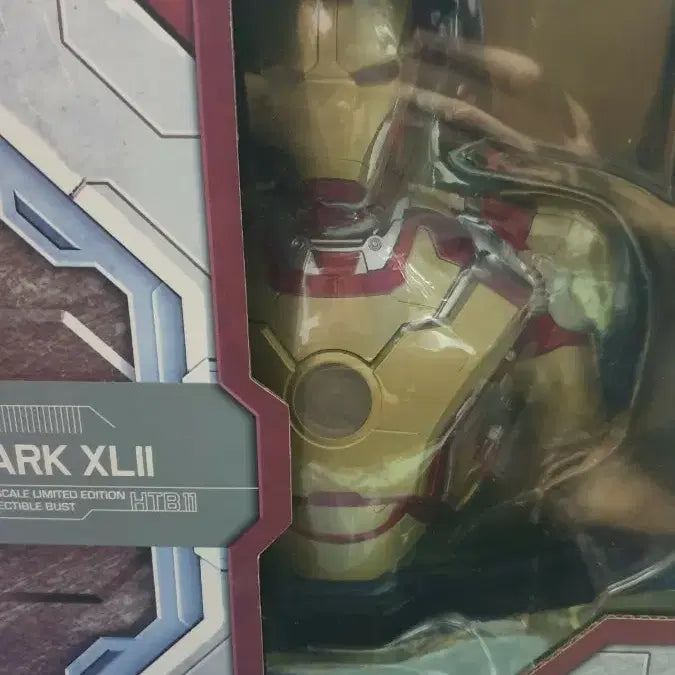 [BUNJANG] Iron Man 3 Mark 42 Bust Statue / 아이언맨 3 마크 42 버스트 흉상