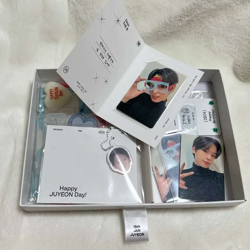 [BUNJANG] The Boyz Juyeon Birthday Kit / 더보이즈 주연 생일 키트 양도합니다