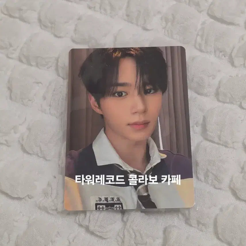 [BUNJANG] ALDI1 Junseo Tower Records Collaboration Cafe Exclusive Photocard / 알디원 준서 타워레코드 콜라보 카페 전반 특전