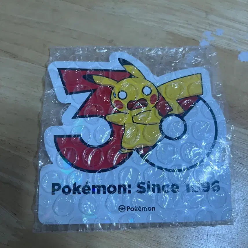 [BUNJANG] Pokemon 30th Anniversary Sticker Pikachu Startled / 포켓몬 30주년 기념 스티커 피카츄 놀란