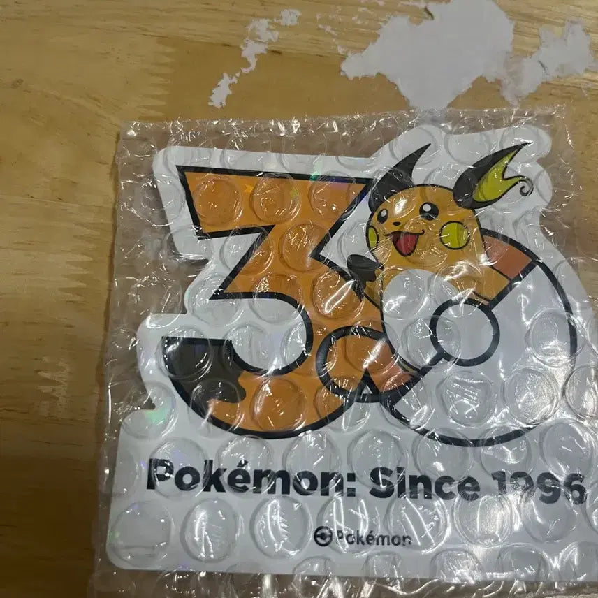 [BUNJANG] Pokemon 30th Anniversary Raichu Sticker / 포켓몬 30주년 기념 스티커 라이츄