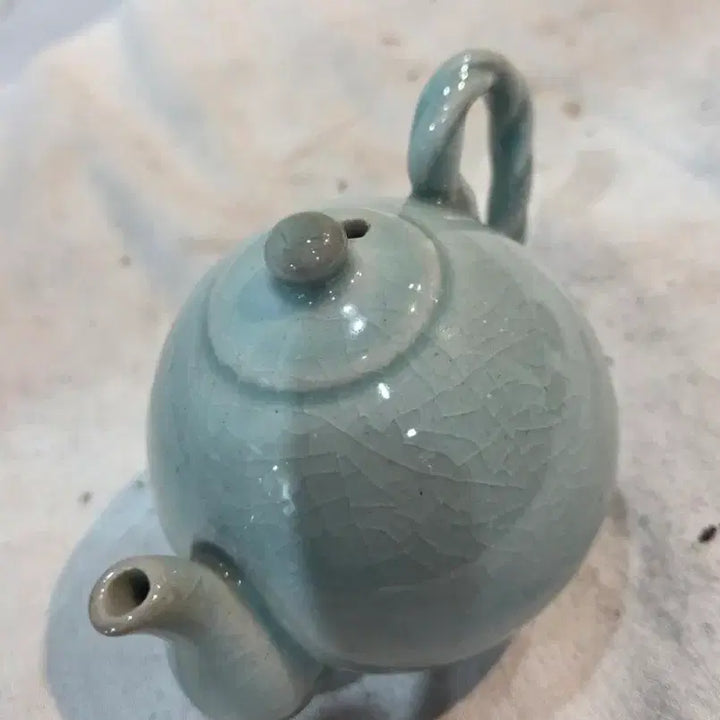 [BUNJANG] Gourd-Shaped Celadon Porcelain Water Dropper / 주자형 청자 도자기 연적
