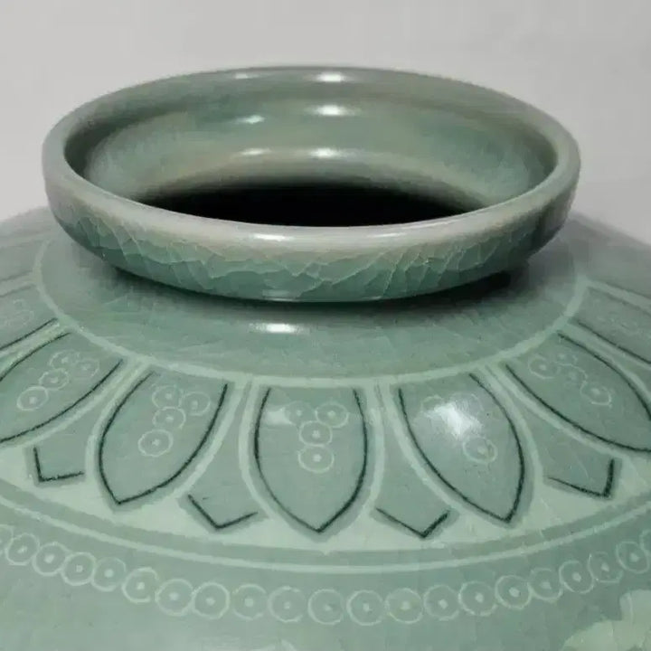 [BUNJANG] Celadon Porcelain Art Vase / 청자 작품도자기