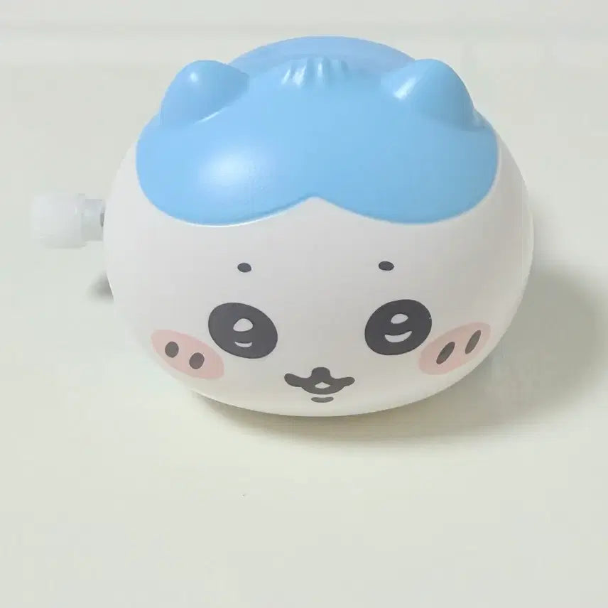 [BUNJANG] Chiikawa Baby Crawling Wind-up Hachiware Figure / 먼작귀 치이카와 베이비 엉금엉금 태엽 하치와레