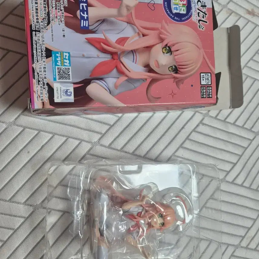 [BUNJANG] Beautiful Young Girl Figure (Box Opened Only) / 이름모르는 아주아주 예쁜 미소녀 피규어(박스만개봉)