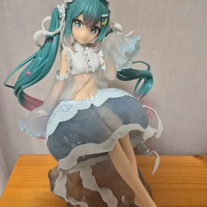 [BUNJANG] Hatsune Miku Jellyfish Figure / 하츠네 미쿠 해파리 피규어 판매