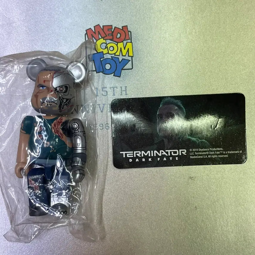 [BUNJANG] Bearbrick Series 39 Terminator: Dark Fate T-800 / 베어브릭 39탄 SF 터미네이터 다크 페이트 T-800