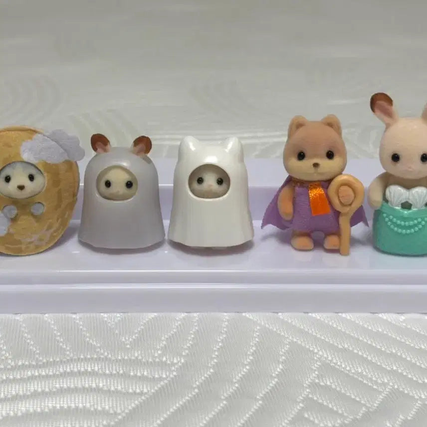 [BUNJANG] Sylvanian Families Ghost Rabbit / 실바니안 유령토끼