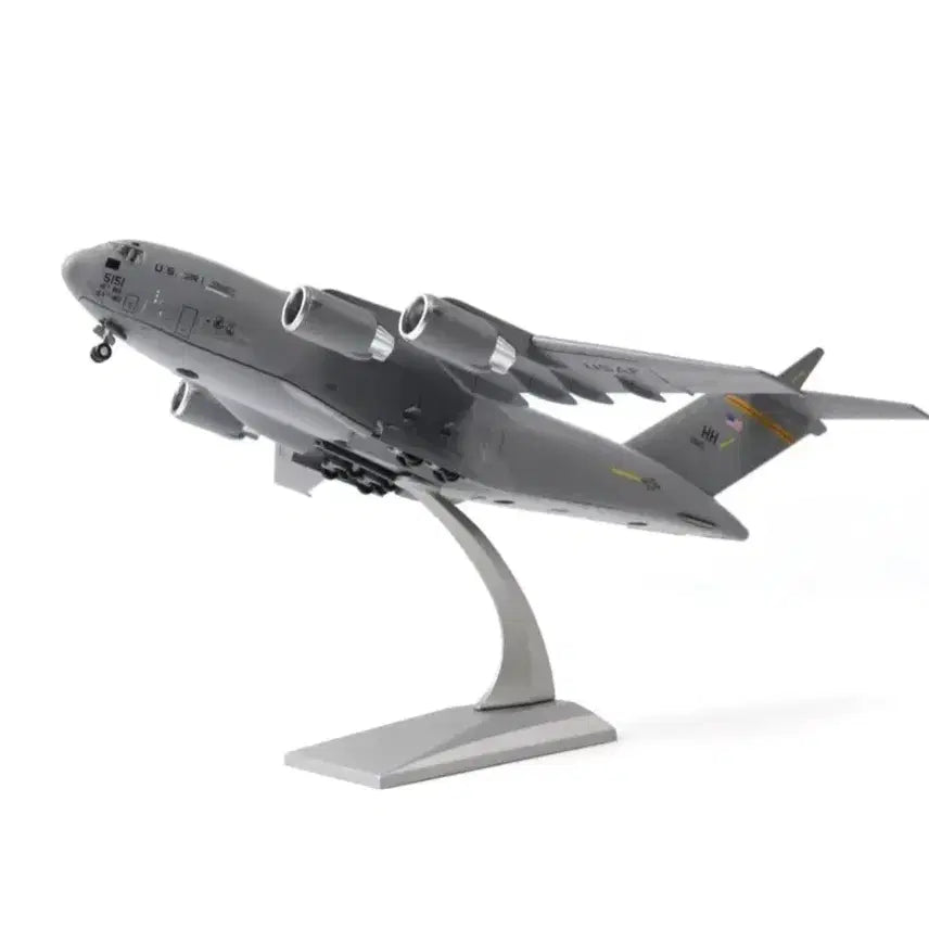 [BUNJANG] C-17 Globemaster Transport Aircraft Model (Diecast) / (금속) C-17 글로브마스터 수송기 모형(피규어) 팝니다.