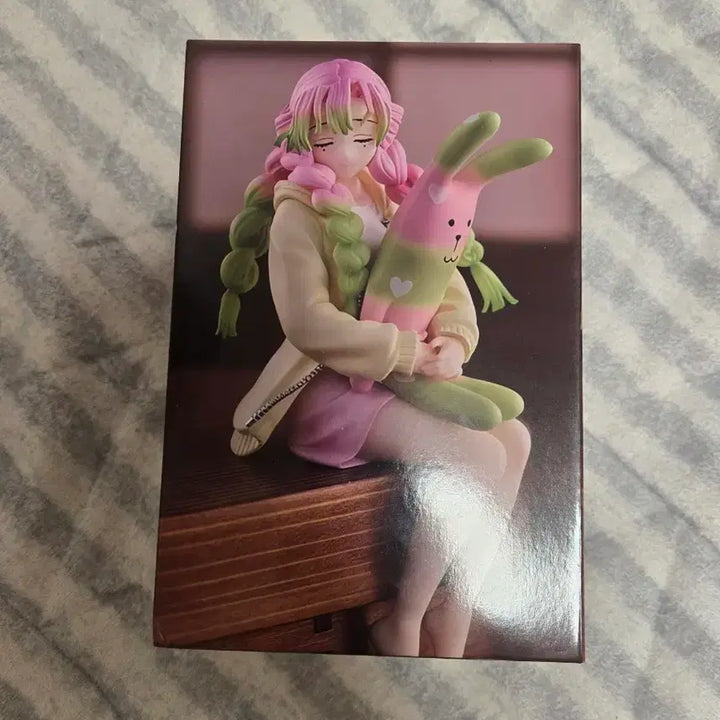 [BUNJANG] Demon Slayer Kanroji Mitsuri Rabbit Figure / 귀멸의 칼날 칸로지 미츠리 토끼 피규어