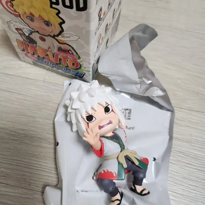 [BUNJANG] Pop Mart Naruto Childhood Jiraiya Figure / 나루토 팝마트 유년기 피규어 지라이야