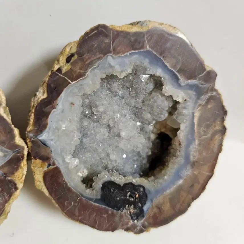 [BUNJANG] Beautiful Raw Crystal Geode / 이쁜 원석