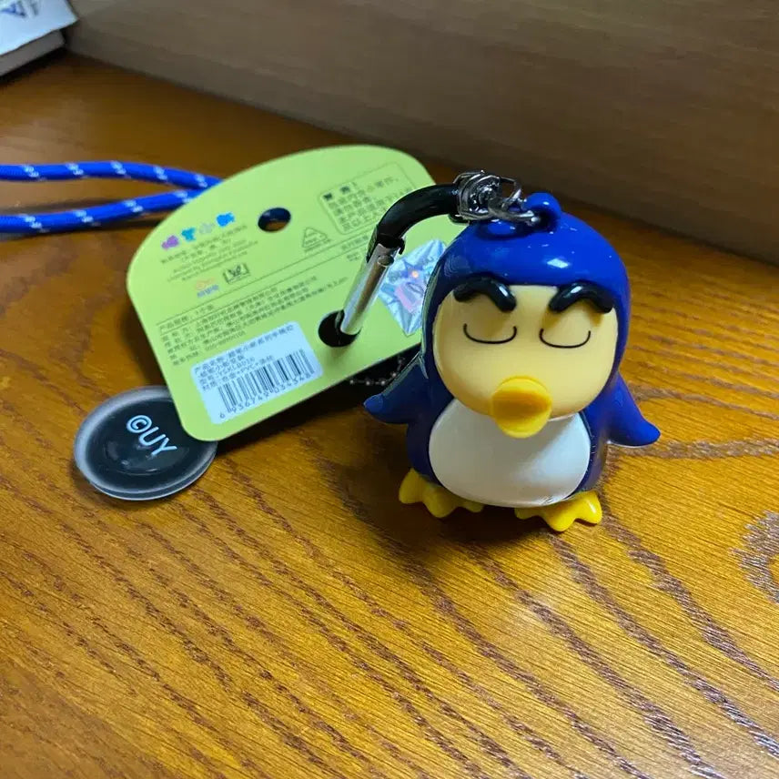 [BUNJANG] Crayon Shin-chan Penguin Figure Keychain / 짱구 펭귄 피규어 키링
