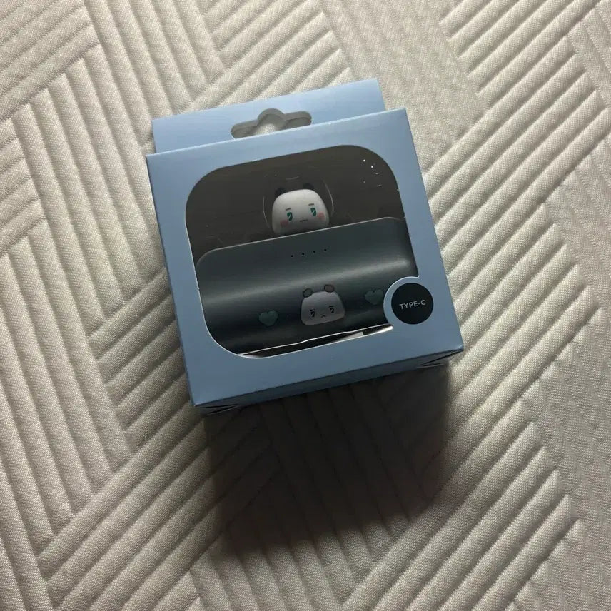[BUNJANG] Plave Mmm Portable Battery (Sealed) / 므메미무 미개봉 보조 배터리 먀미 mmmm 플레이브 보조배터리