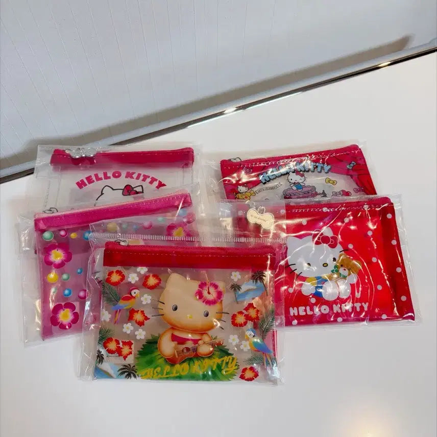 [BUNJANG] Hello Kitty 50th Anniversary Pouch Set (5 Types) / 헬로키티 50주년 파우치 5종 세트