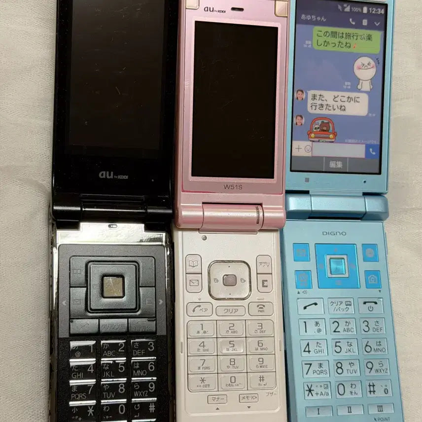 [BUNJANG] Japanese Vintage Folder Phones (3-Piece Bundle) / 일본 빈티지 폴더폰 3개 일괄 판매