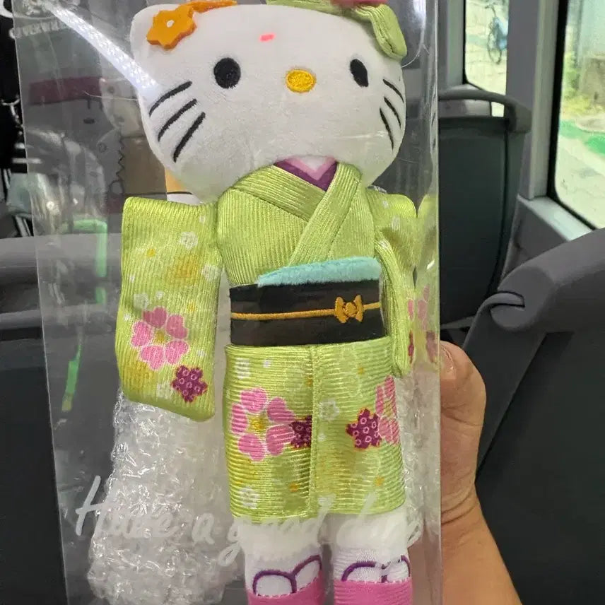[BUNJANG] Hello Kitty Waiter Mascot Charm (Sealed) / 인형 웨이터키티마스코드 미개봉