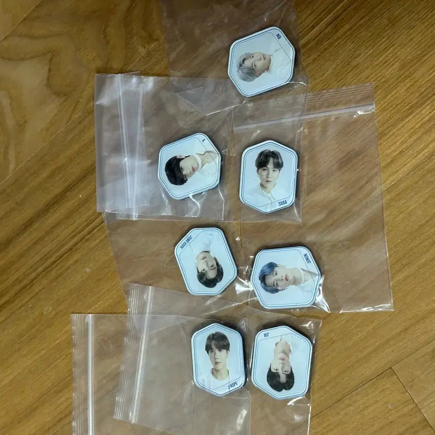 [BUNJANG] BTS Lucky Draw Badge / 방탄 bts 굿즈 럭드 뱃지