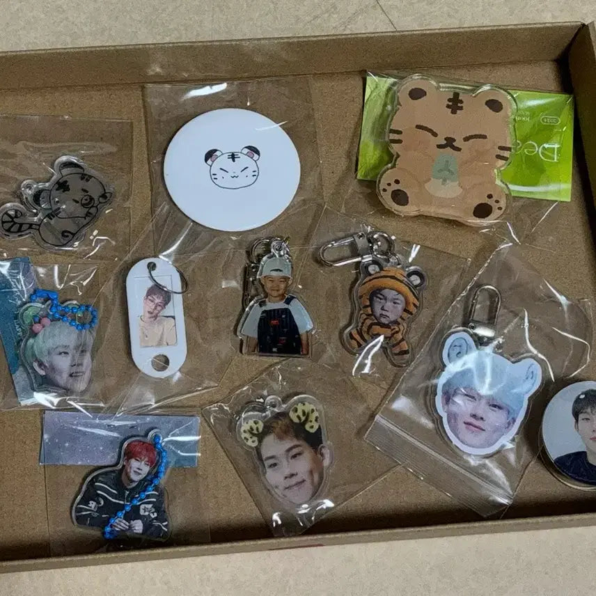 [BUNJANG] MONSTA X Joohoney Keychain Bundle Set / 주헌 키링 일괄 모두 새상품입니다
