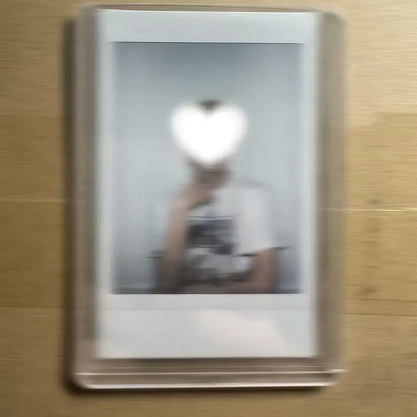 [BUNJANG] xlov X.Member Haru Signed Polaroid Photocard / xlov 엑스러브 하루 싸폴 사인 폴라로이드 포토카드 포카 양도 판매