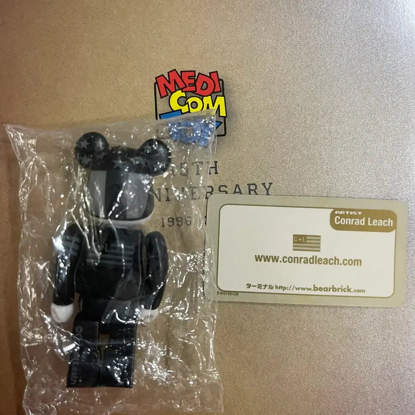 [BUNJANG] Bearbrick 14th Series Artist Conrad Rich Item / 베어브릭 14탄 아티스트 콘래드 리치