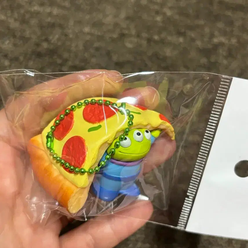 [BUNJANG] Toy Story Alien Keychain Gacha / 토이 스토리 알린 키링 가챠