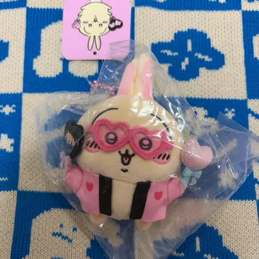[BUNJANG] Chiikawa Usagi Cheer Uchiwa Mascot / 치이카와 먼작귀 우사기 응원 우치와 마스코트