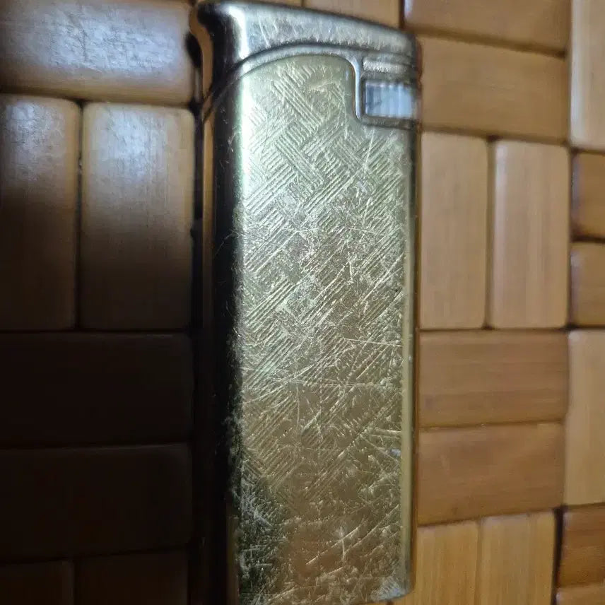 [BUNJANG] Pierre Cardin Gold-Plated Lighter / 피에르가르뎅 금장 라이터