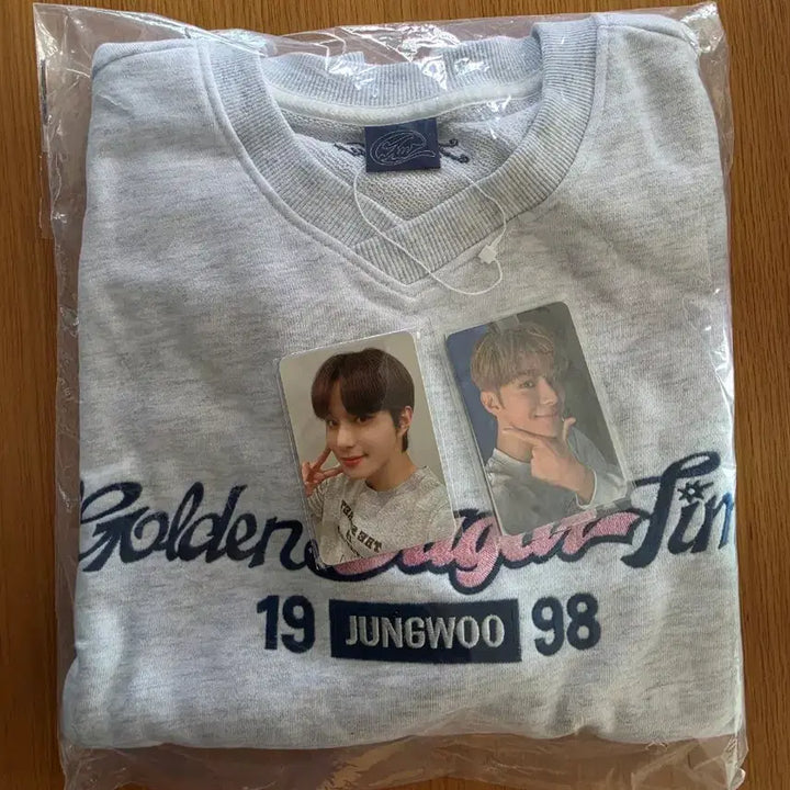 [BUNJANG] NCT 127 Jungwoo Sweatshirt Set (Sealed) / 엔시티127 정우 스윗셔츠 세트 원가이하 양도 (미개봉)