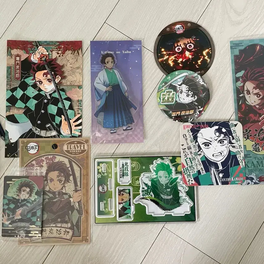 [BUNJANG] Demon Slayer Tanjiro Goods Bundle Set / 귀멸의 칼날 탄지로 굿즈 세트 일괄