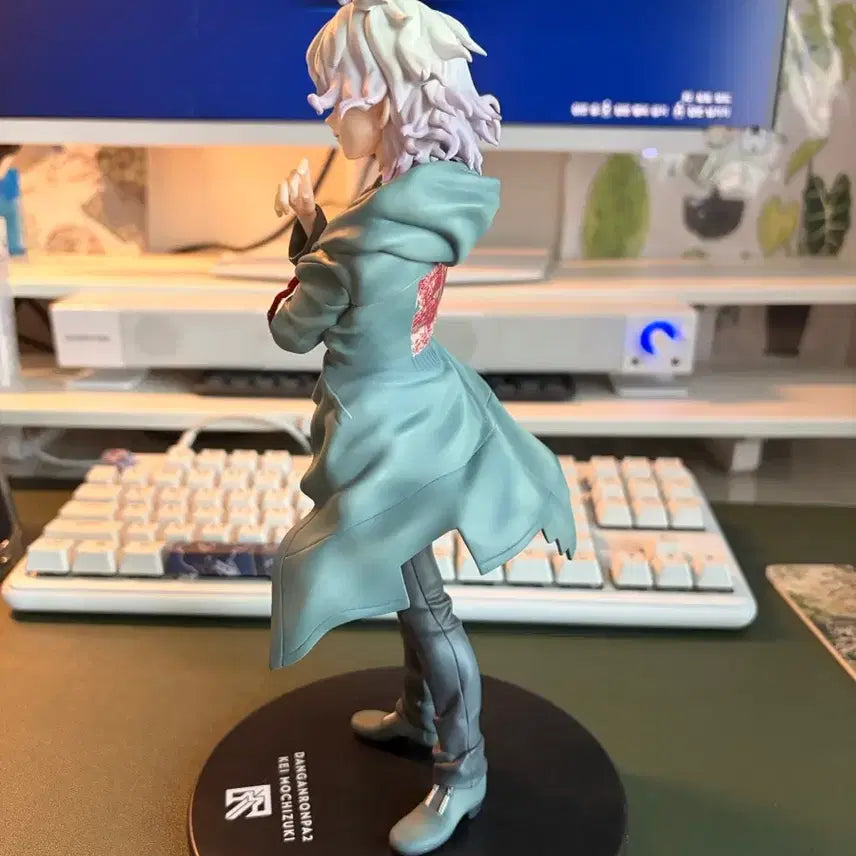 [BUNJANG] Danganronpa Nagito Komaeda 1/7 Scale Figure / 단간론파 알제논 모치즈키 케이 코마에다 나기토 1/7 피규어